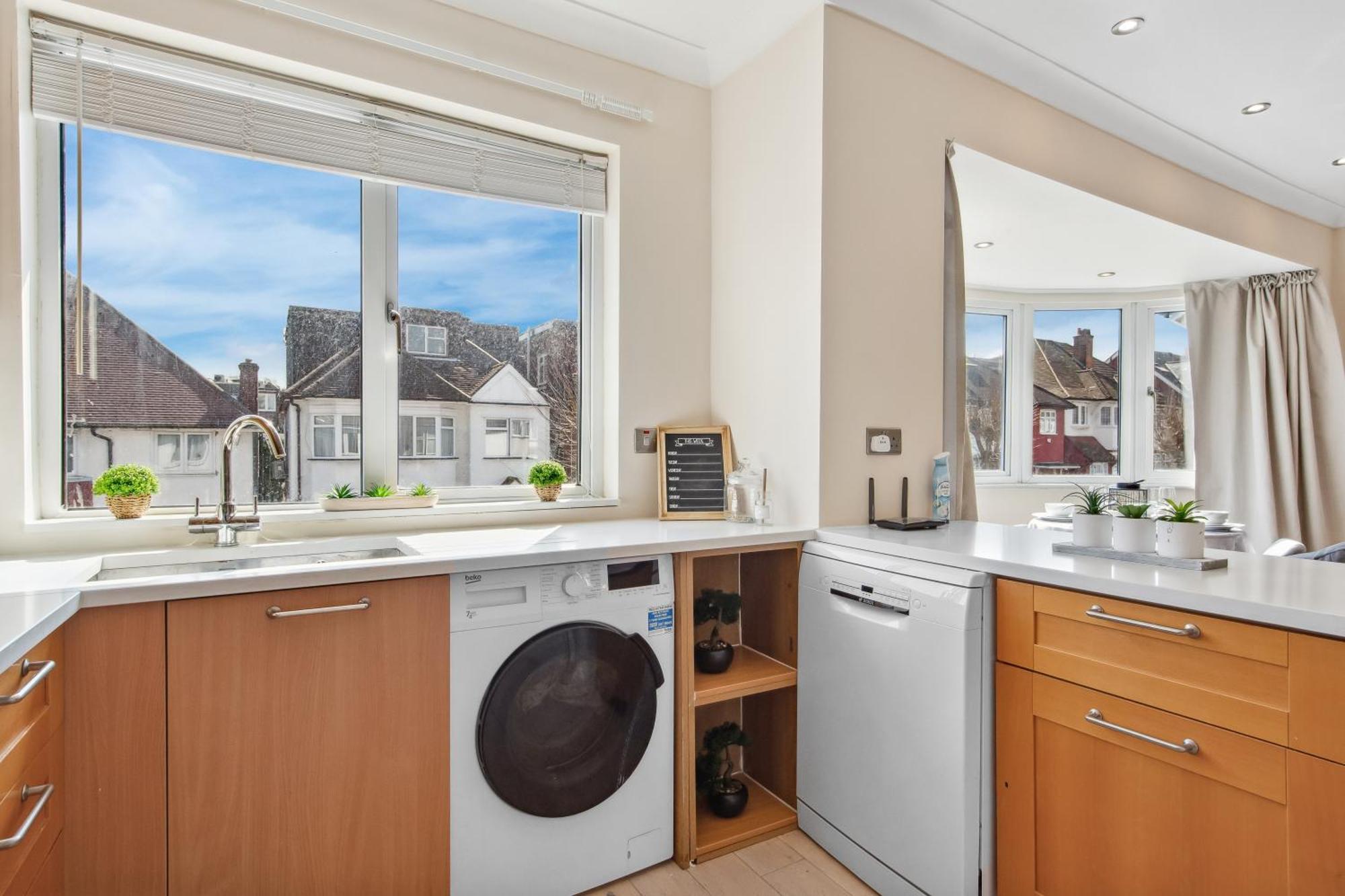 Stylish 4 Bed 2 Bath Nw * Londra